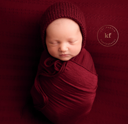 kat_fantin_newborn_photographer_baby_wrapped_red_lapeer